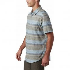 Columbia Men's Under Exposure Yarn-Dye Short Sleeve Shirt - Clearance