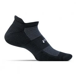 Feetures! High Performance Cushion No Show Tab Socks