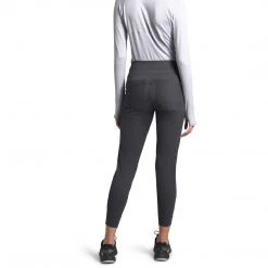 The North Face Women's Paramount Hybrid High Rise Tight 11 The North Face Women's Paramount Hybrid High Rise Tight