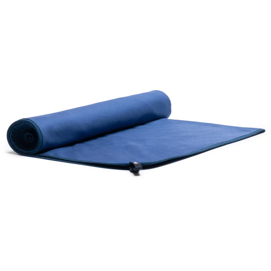 Rumpl Camp & Hike Everywhere Towel 6 Rumpl Camp & Hike Everywhere Towel