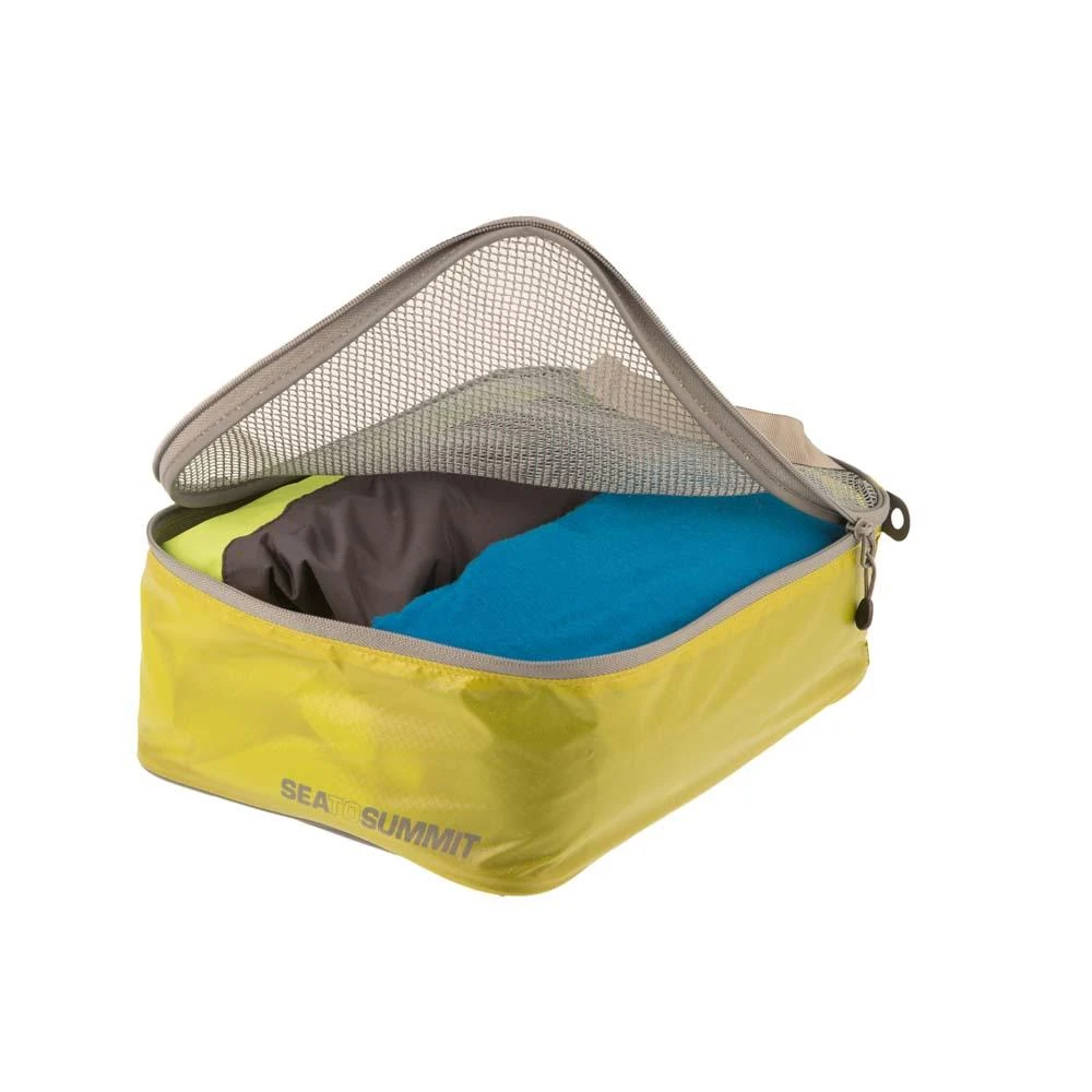 Sea To Summit Travelling Light Garment Mesh Bag - Small 2 Sea To Summit Travelling Light Garment Mesh Bag - Small