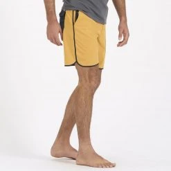 Vuori Men's Cruise Boardshort