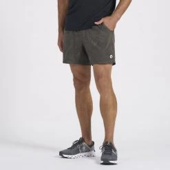 Vuori Men's Kore Short 5" 27 Vuori Men's Kore Short 5