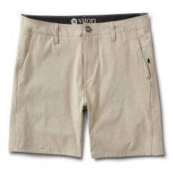 Vuori Men's Aim Short