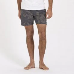 Vuori Men's Cape Short