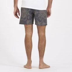 Vuori Men's Cape Short