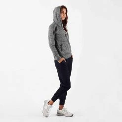 Vuori Women's Halo Performance Hoodie