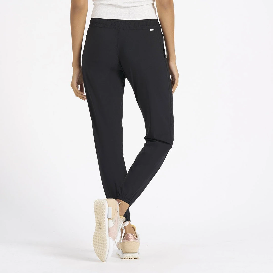 Vuori Women's Weekend Jogger 3 Vuori Women's Weekend Jogger