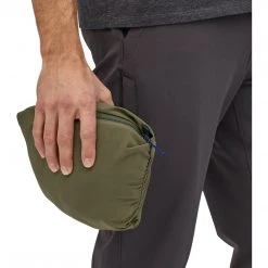 Patagonia Men's Pack In Jacket