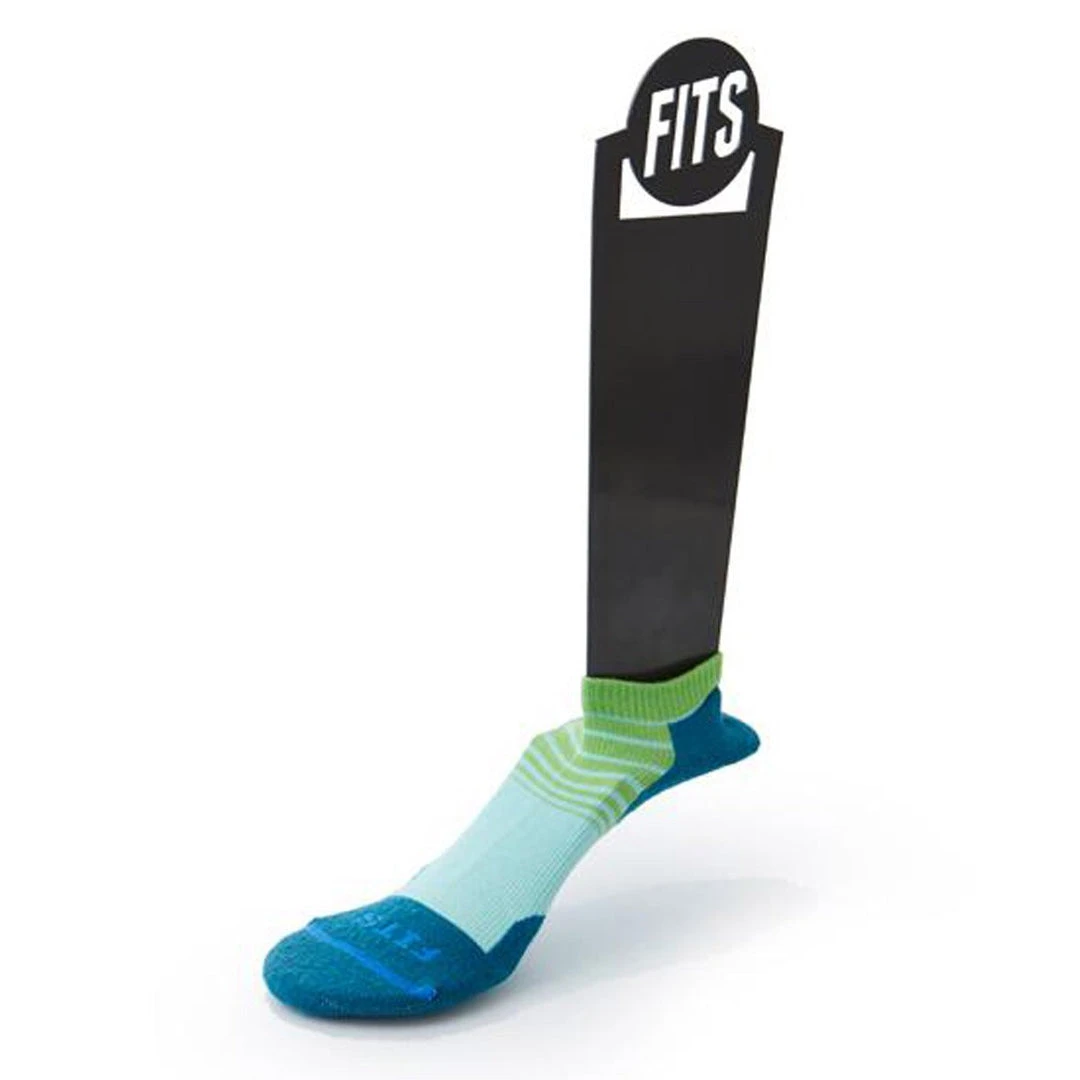 FITS Women's Light Runner Tri-Stripe Low Socks 3 FITS Women's Light Runner Tri-Stripe Low Socks