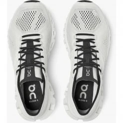 On Running Women's Cloud X 65 On Running Women's Cloud X