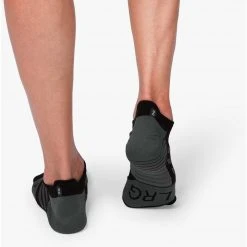 On Running Men's Low Sock 11 On Running Men's Low Sock