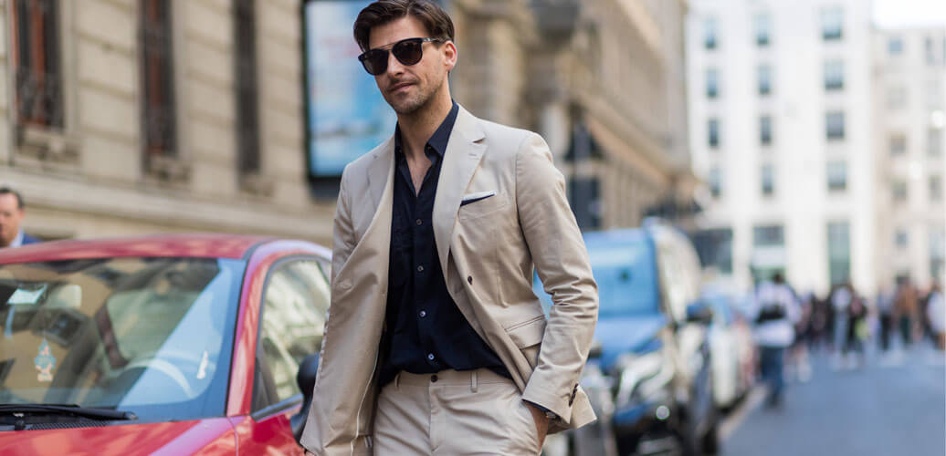 Uncle Dan's Popular Store -Gearhead, Rock Sales Store 5 Businesslooks Header GettyImages 697410692